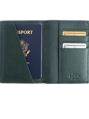 Royce Leather Passport Travel Organizer